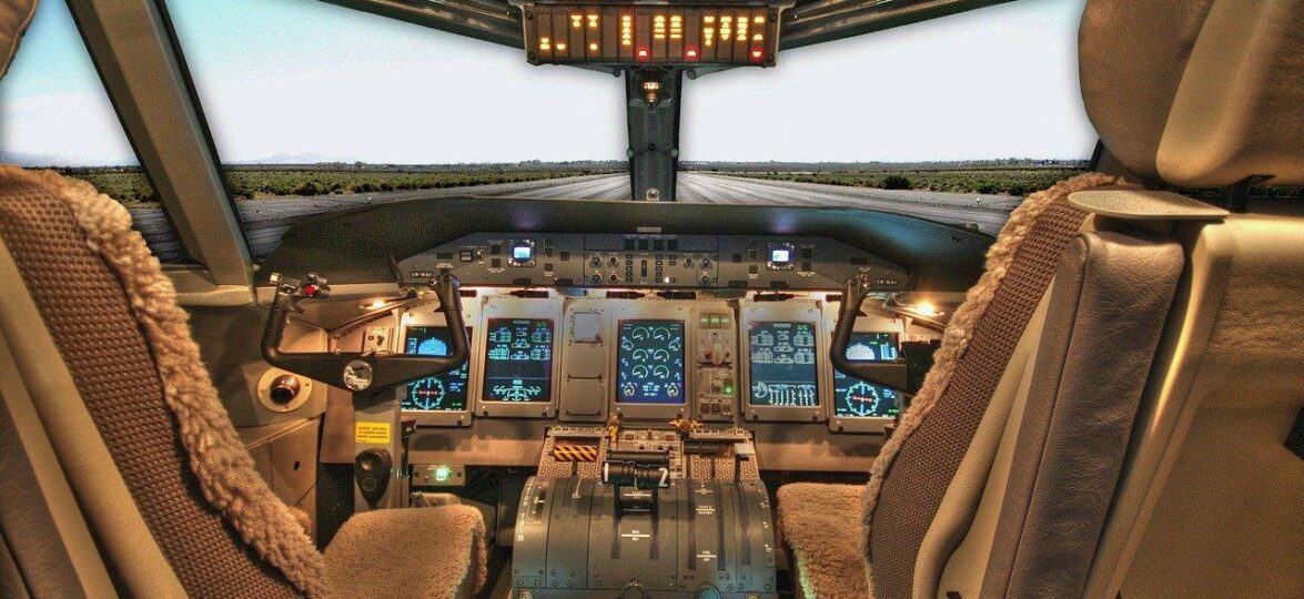 cockpit 100624 1280