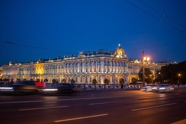13 замечательных мест в России _ночной Санкт-Петербург