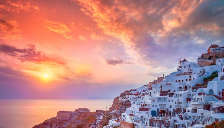 Новые требования для въезда в Грецию с 30 июня 2021 года _Sunset Santorini Greece