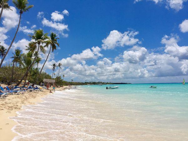 Доминикана 2021_Пляж отеля Be Live Collection Canoa в Байиябе