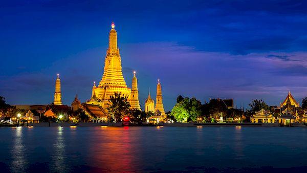 Новые регионы Таиланда откроются для туристов с 1 октября _wat arun temple bangkok thailand