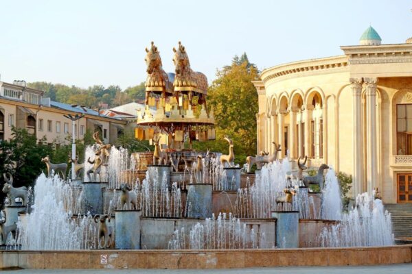 Колхидский фонтан в центре Кутаиси
